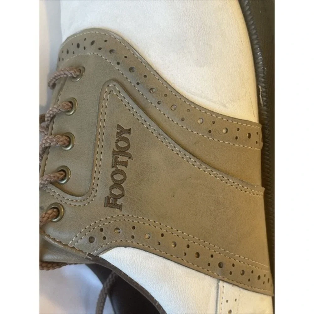 FootJoy GreenJoys Golf Shoes Mens Sz 9.5 M Soft Spikes White Beige Leather 45446